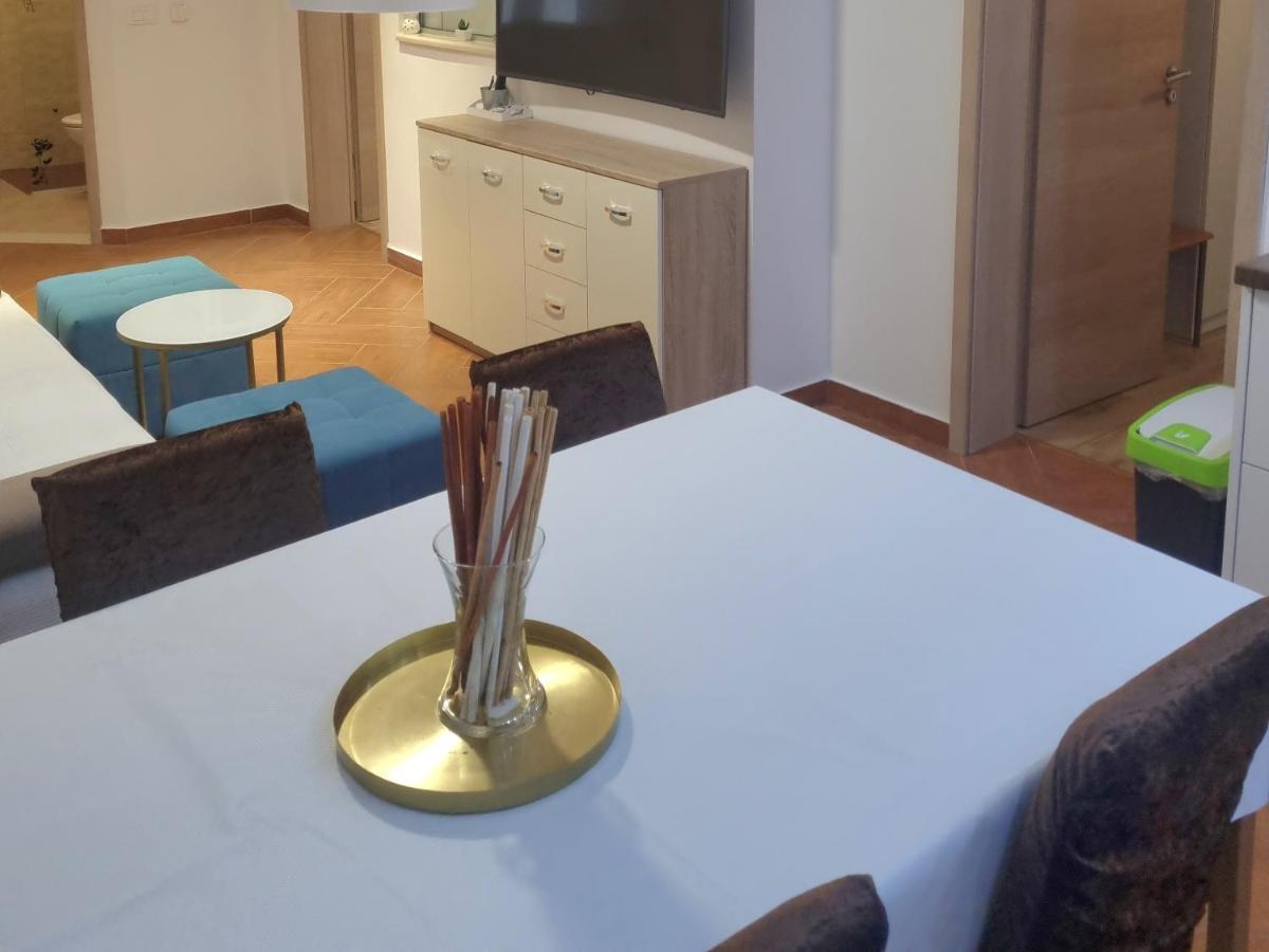Apartments Luxury Oasis 마카르스카 외부 사진